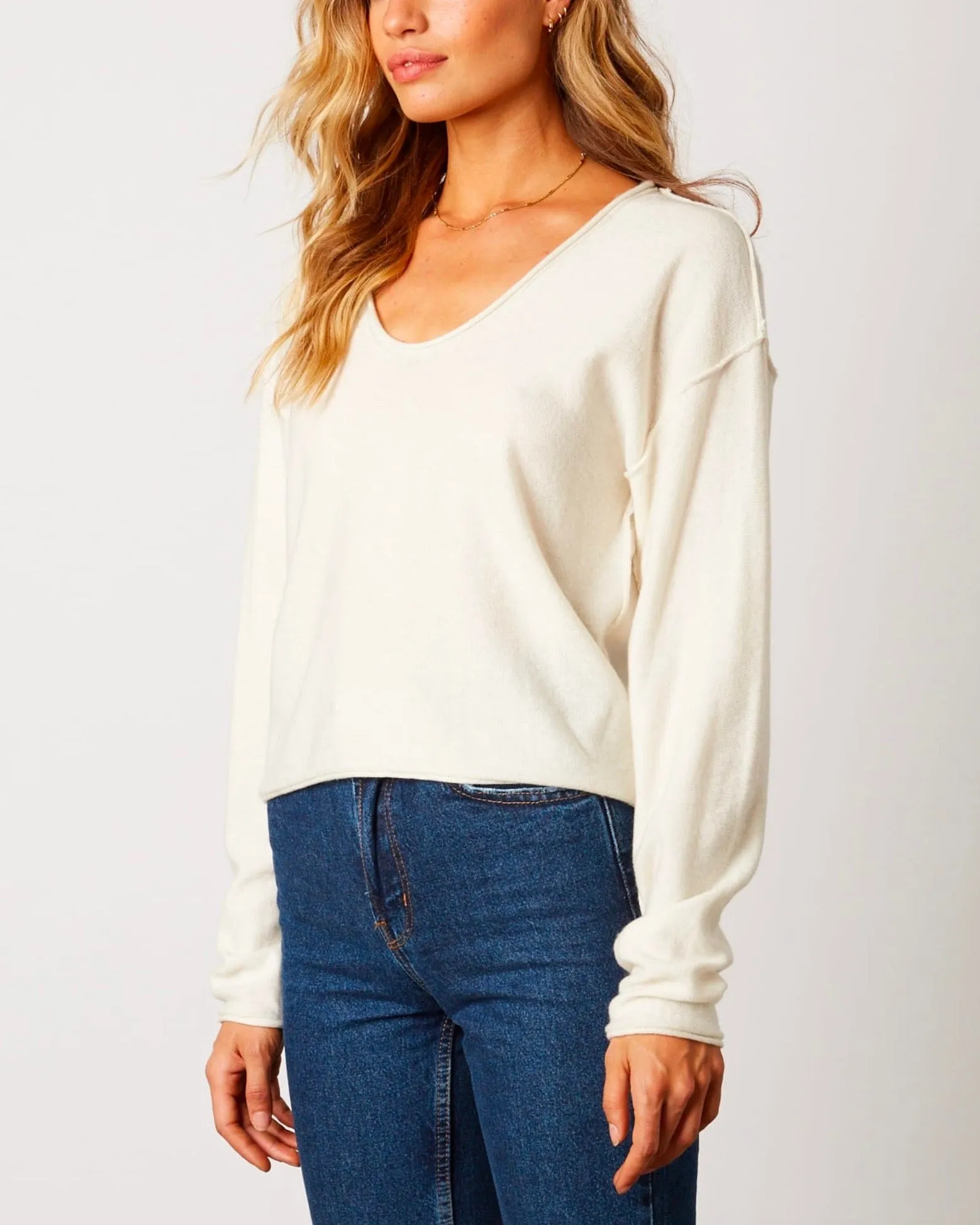 Cotton Candy LA - Lightweight Round Neckline Sweater in Ivory