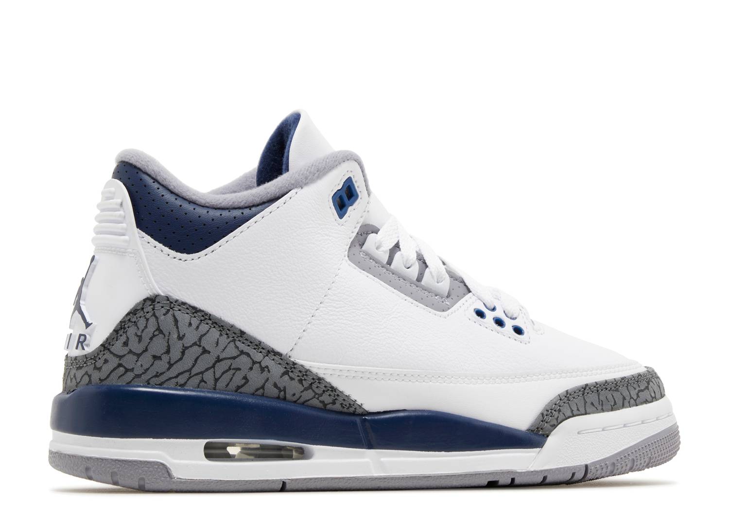 Jordan Retro 3’s Midnight Navy (GS)