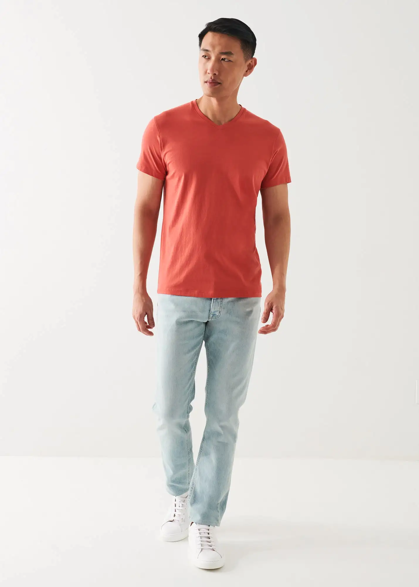 PIMA COTTON STRETCH V-NECK T-SHIRT