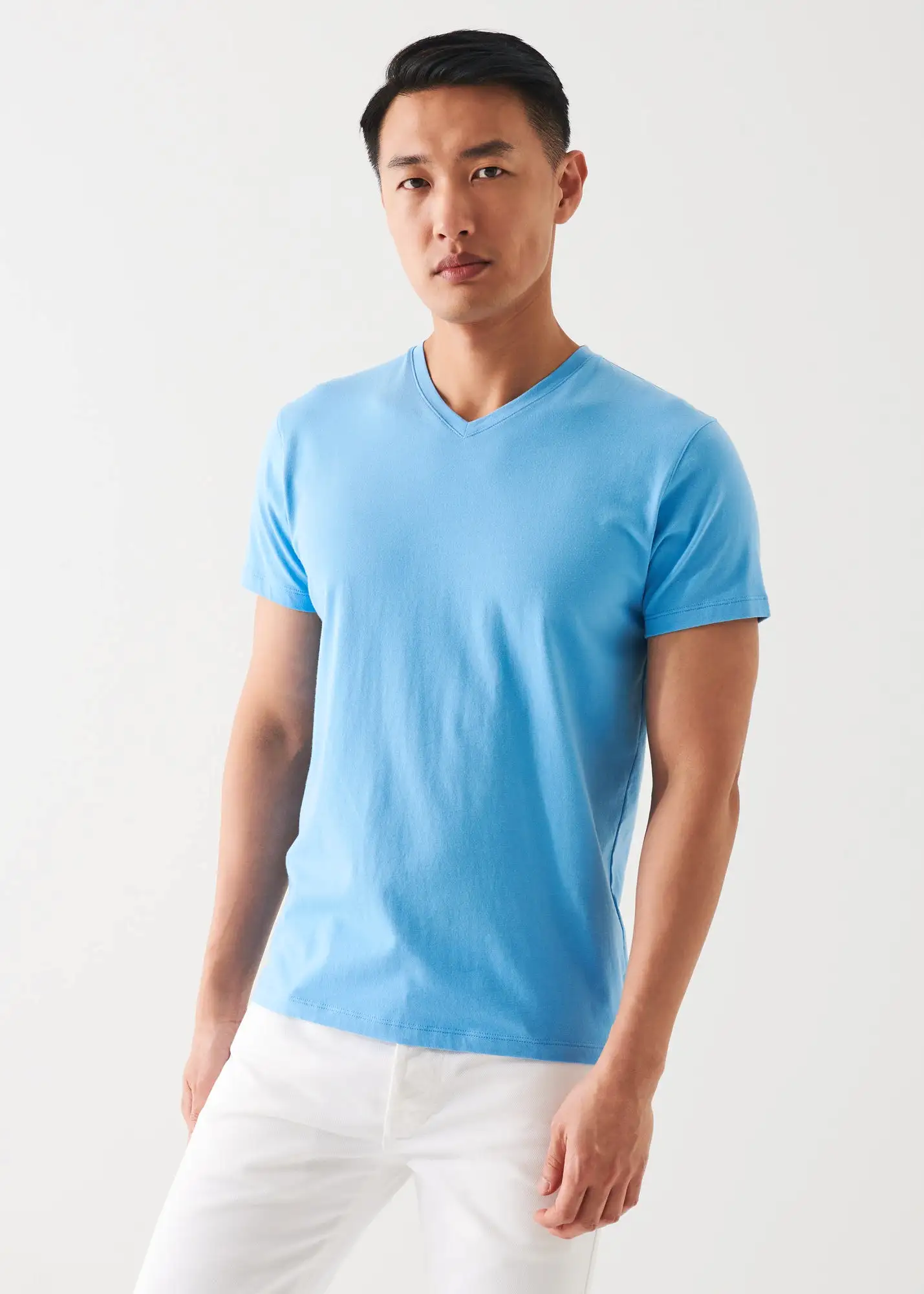 PIMA COTTON STRETCH V-NECK T-SHIRT