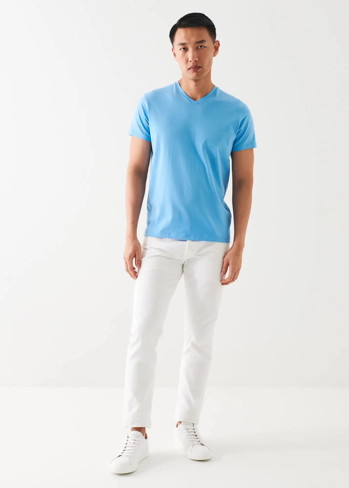 PIMA COTTON STRETCH V-NECK T-SHIRT