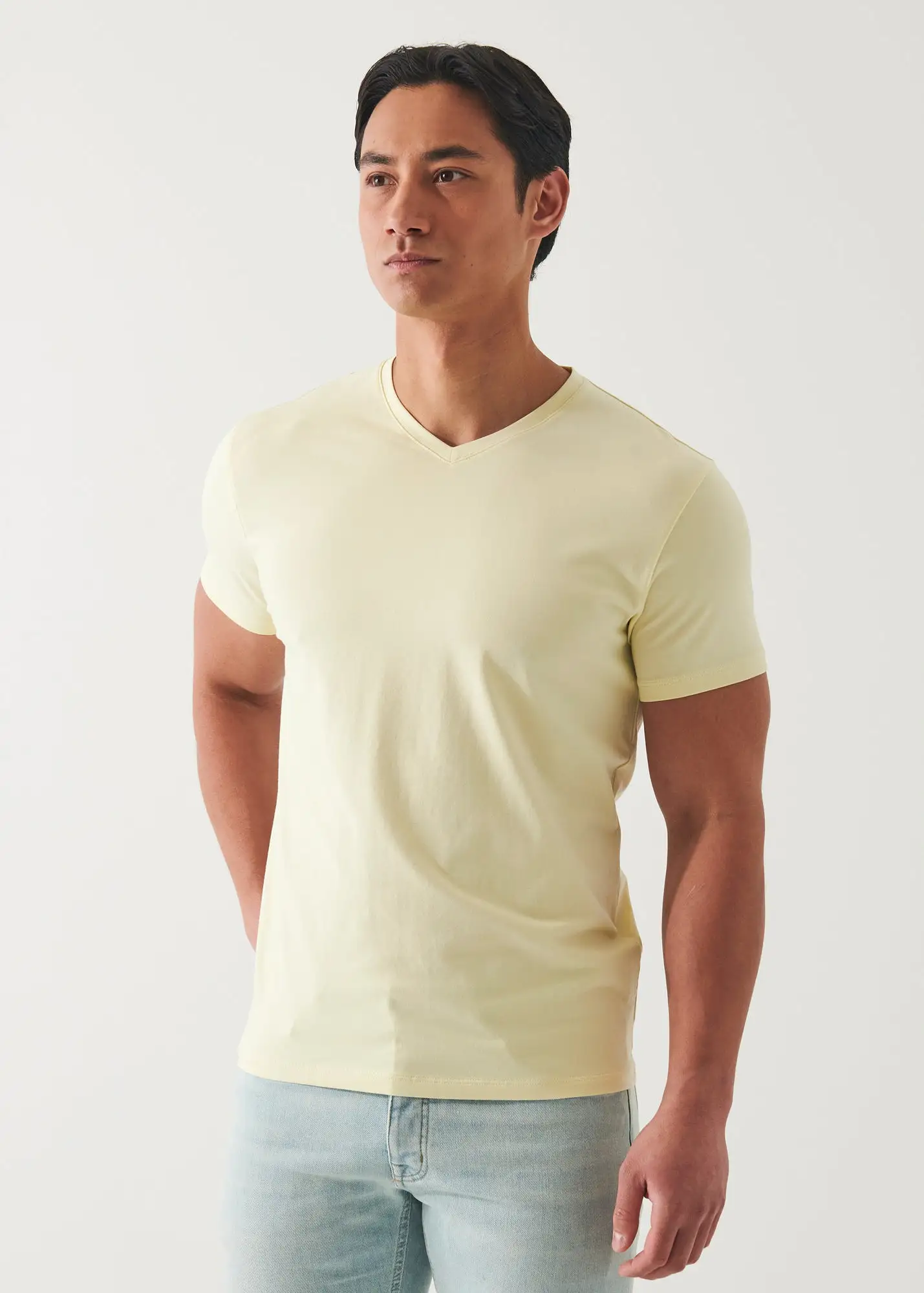 PIMA COTTON STRETCH V-NECK T-SHIRT