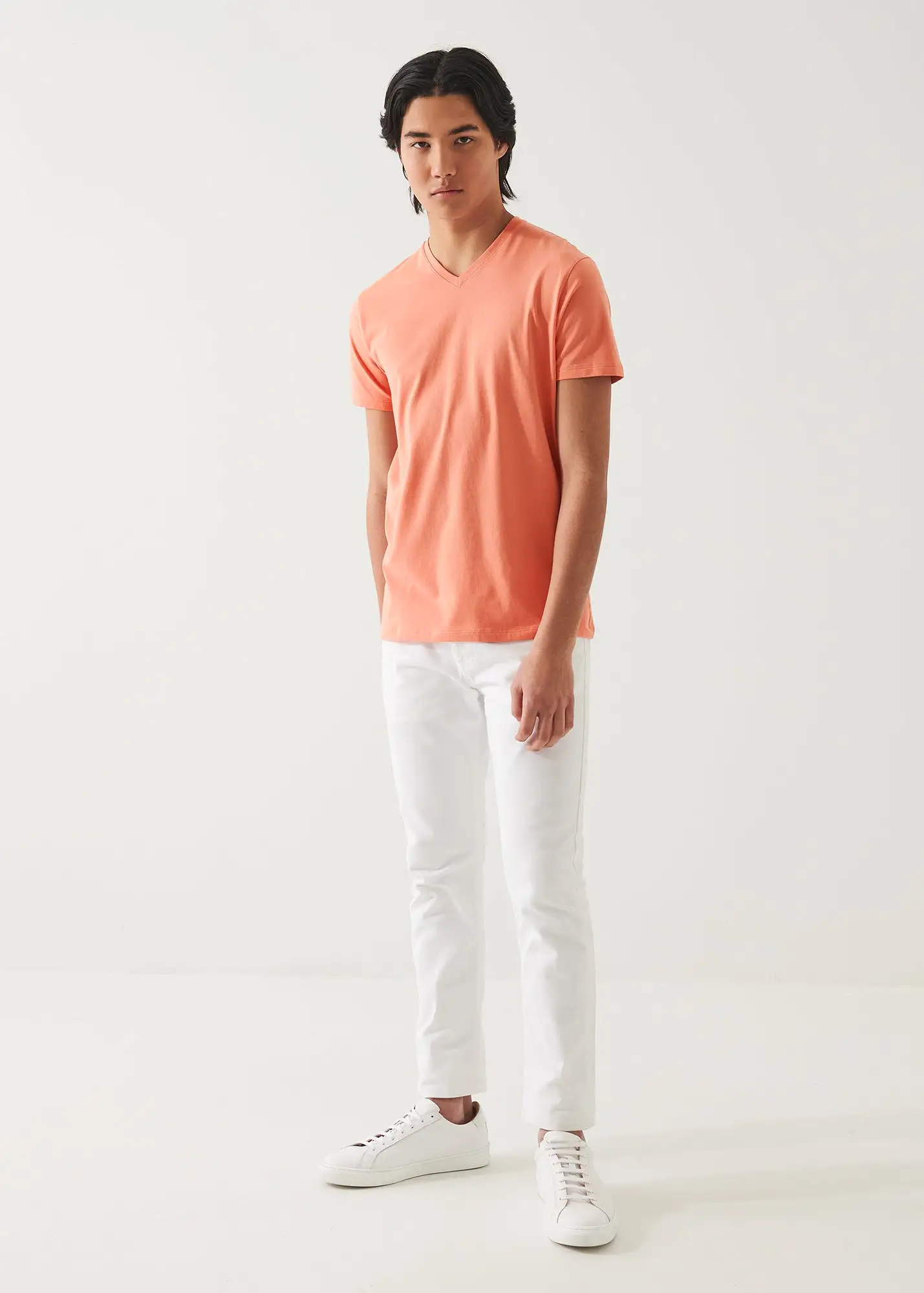 PIMA COTTON STRETCH V-NECK T-SHIRT