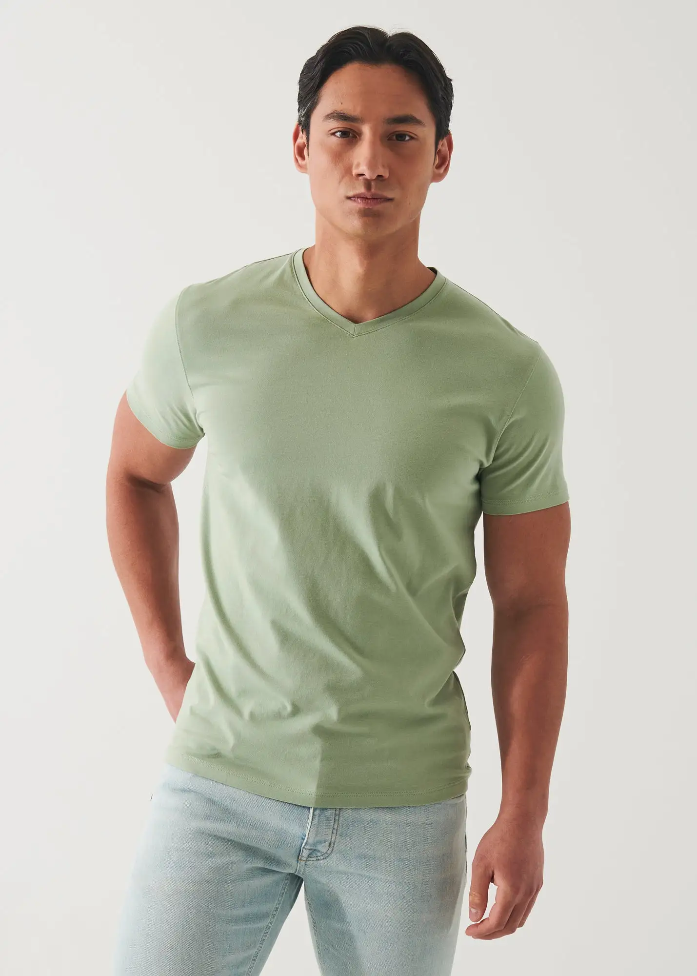 PIMA COTTON STRETCH V-NECK T-SHIRT