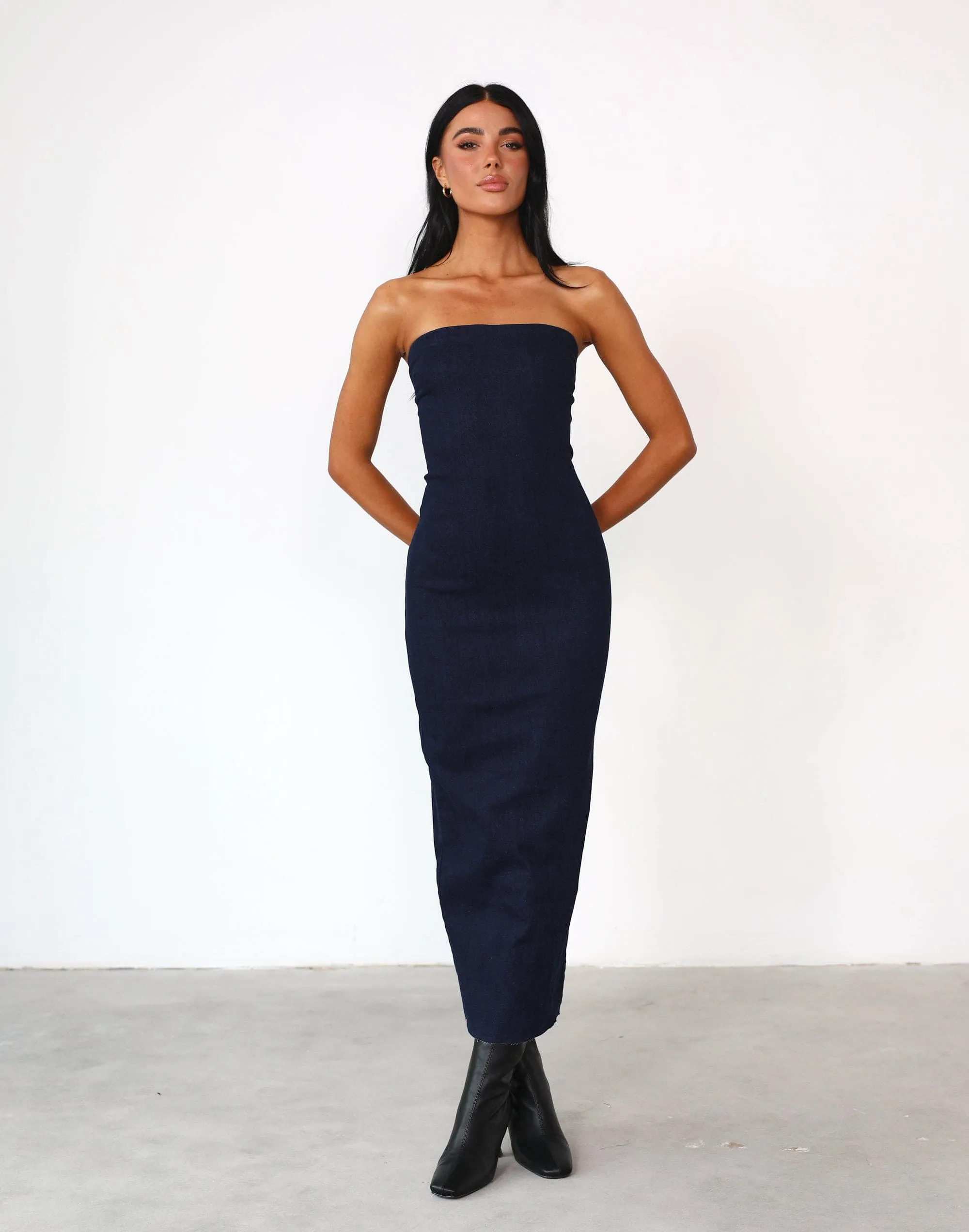 Tati Maxi Dress (Dark Denim)