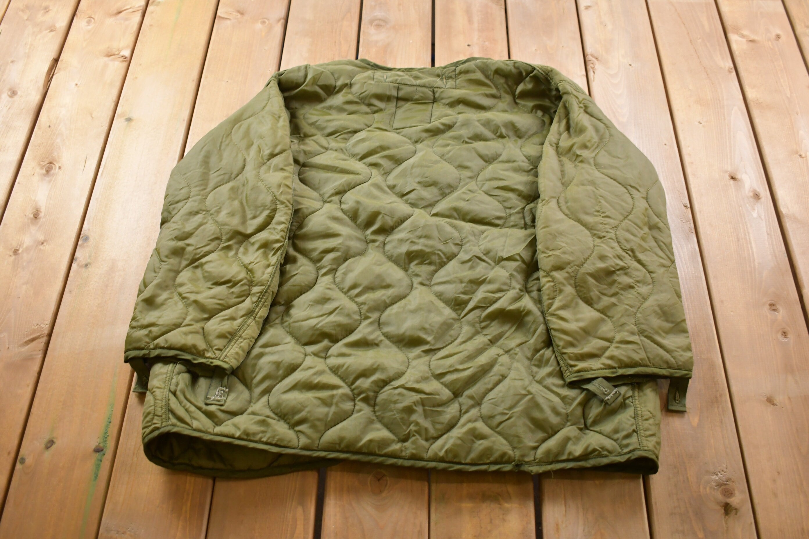 Vintage 1974 U.S. M65 Military Jacket Liner / Vintage Army Jacket / US Army Green / Vintage Utility Jacket / Streetwear Fashion 