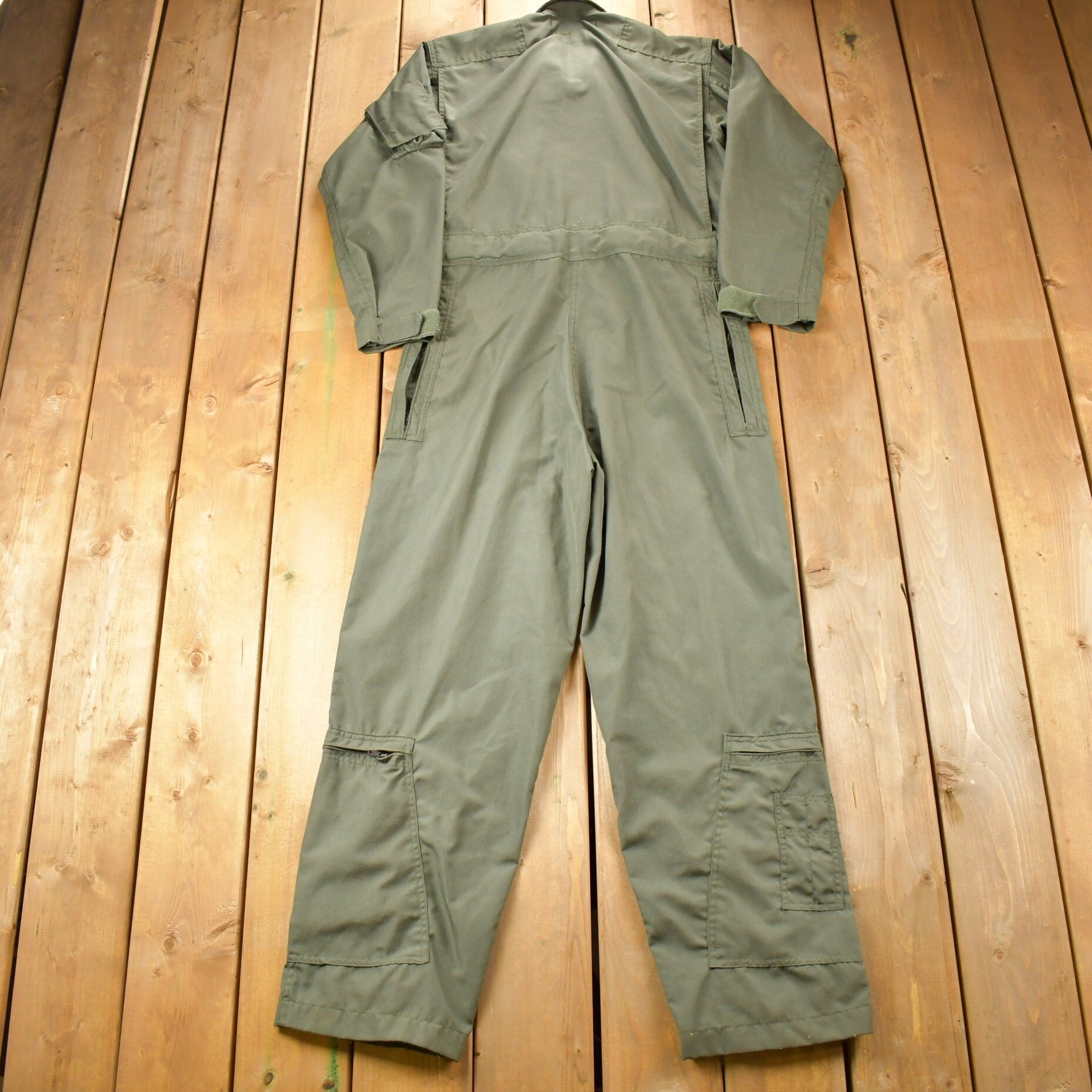 Vintage 1976 USAF Military Flyer Coverall Jumpsuit Size Large / Vintage Coveralls / Militaria / Distressed Coveralls / Sage Gree