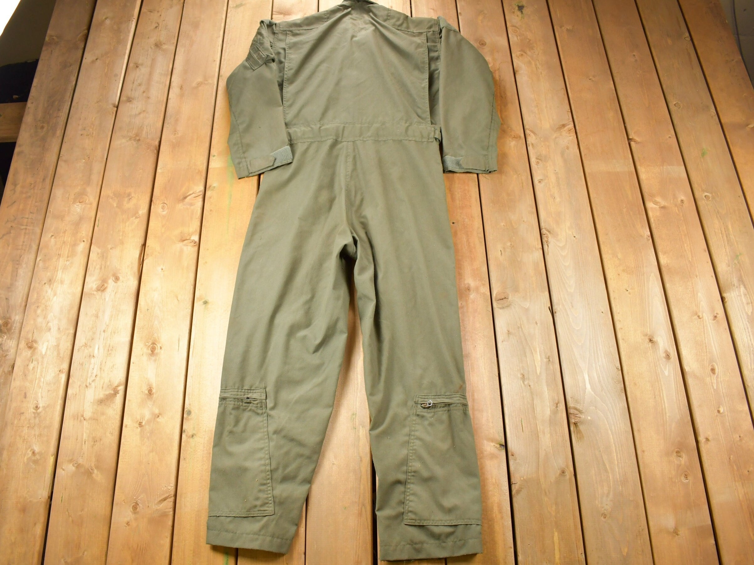 Vintage 1980 US Military Flyer Coverall Jumpsuit Size 40R / Vintage Coveralls / Militaria / Distressed Coveralls / Sage Green / 