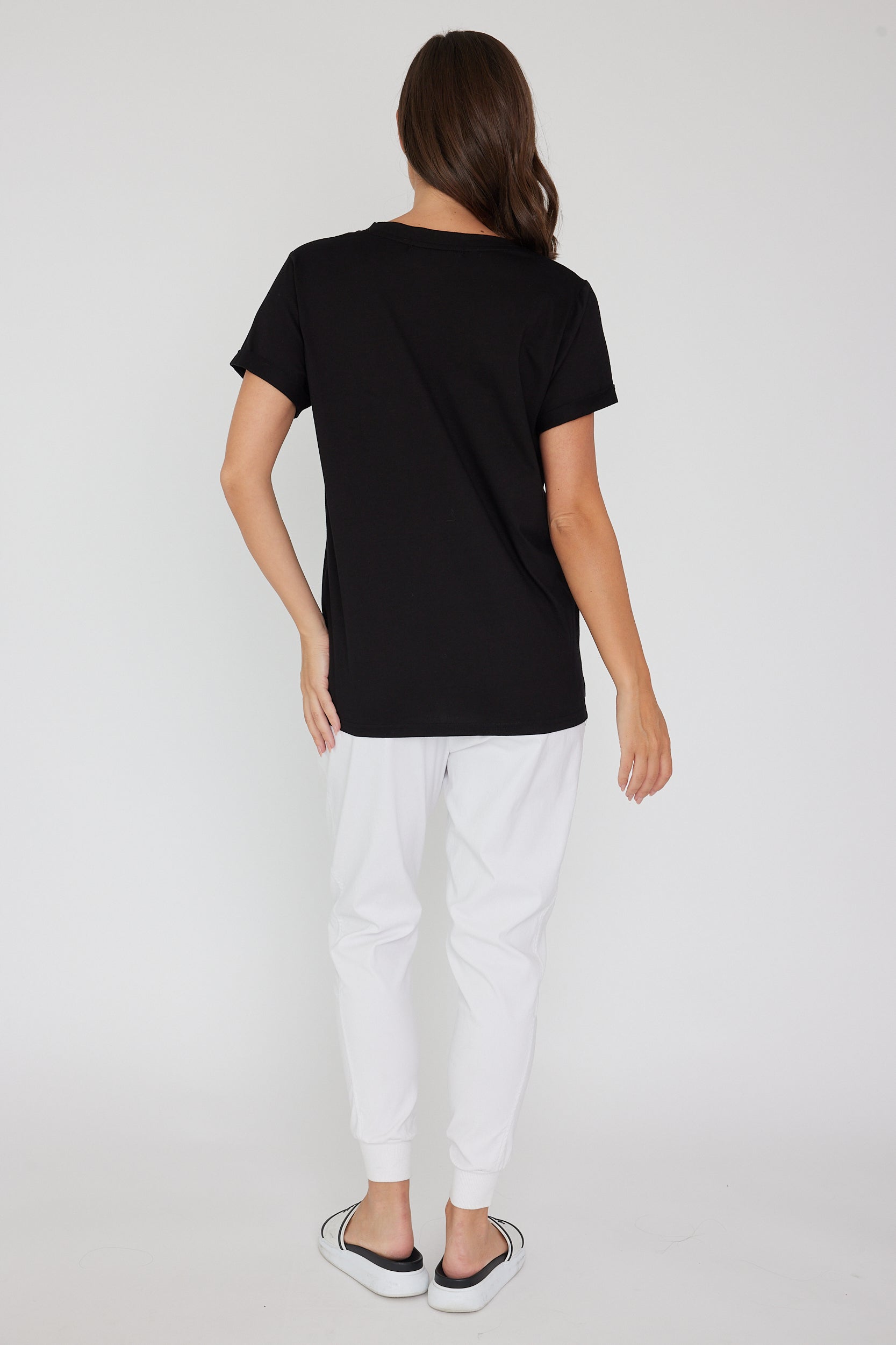 Λ L X V-Neck Black