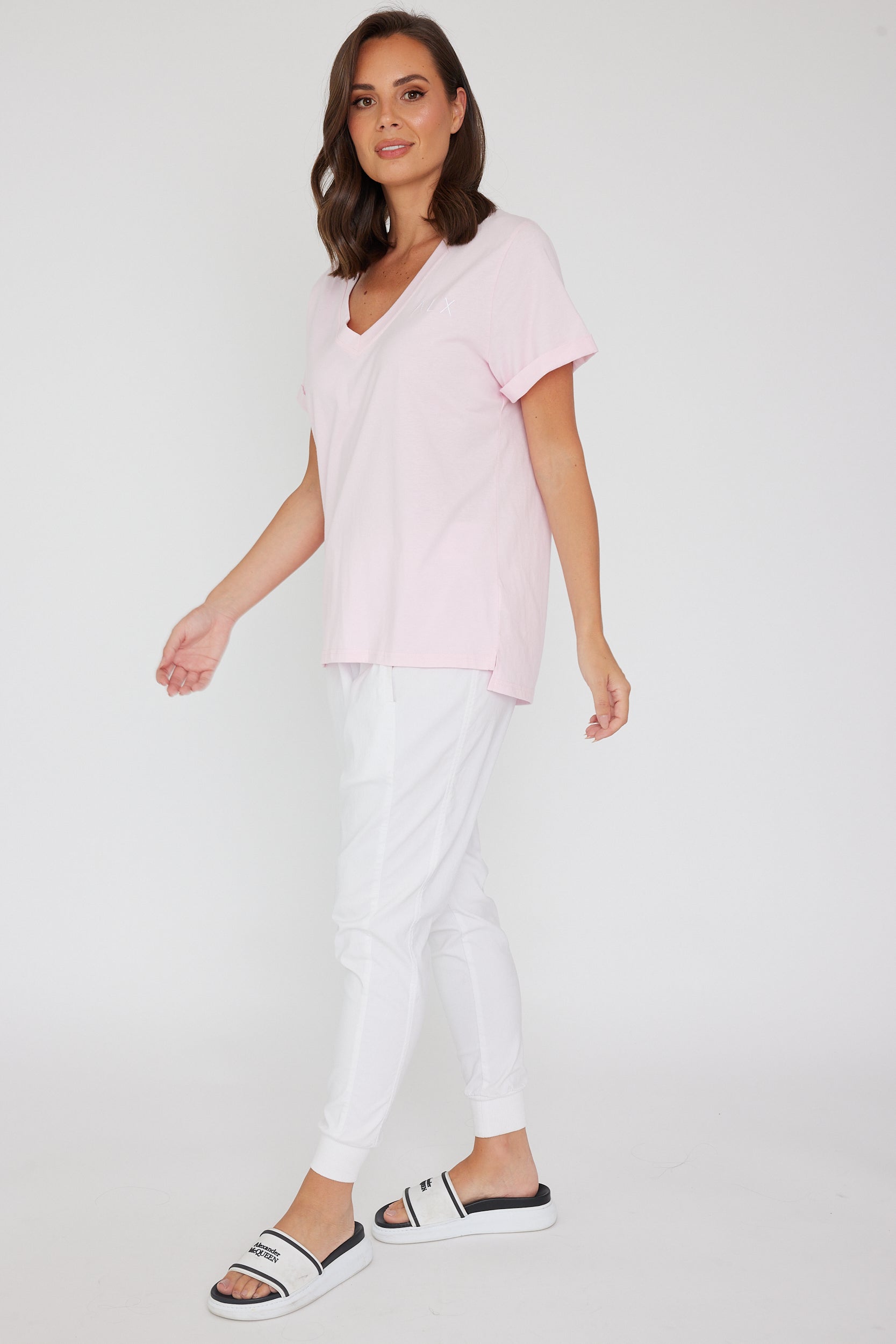 Λ L X V-Neck Pink