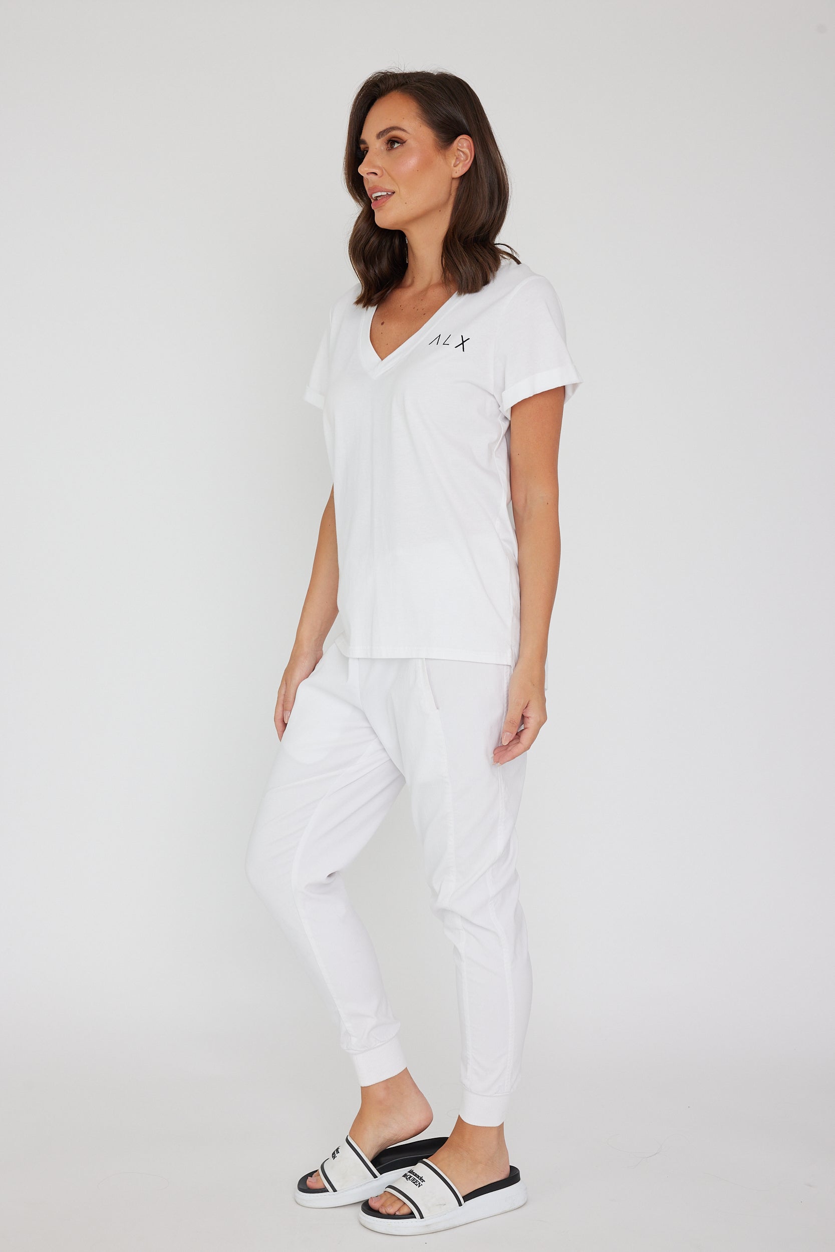 Λ L X V-Neck White